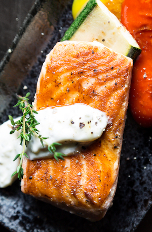 https://noorbhaibiriyani.com/wp-content/themes/gloriafood-restaurant/assets/starter/about-1.jpg